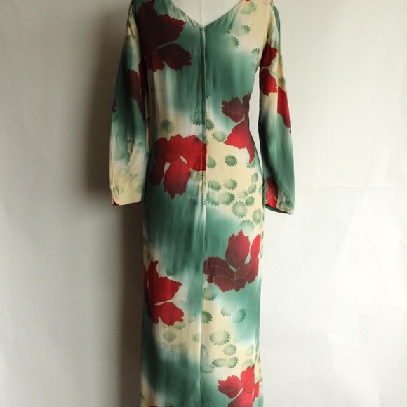 Vintage 1960s Dress, Green and Red Asian Rayon Maxidress with Iris Floral Print - Picture 10 of 10
